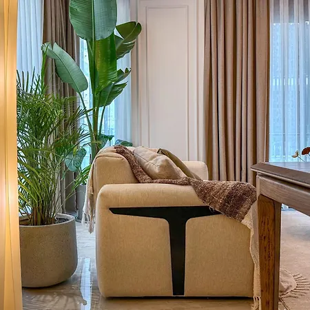 Qoople Legend C9 - Luxury In * 阿拉尼亚