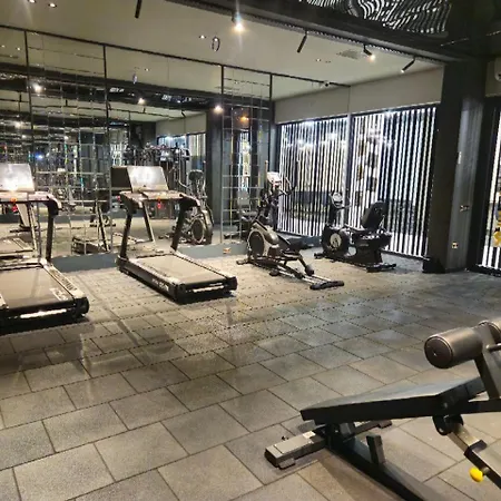 Qoople Legend C9 - Luxury In شقة