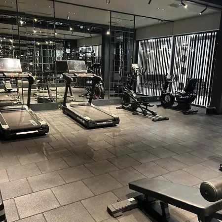 Qoople Legend C9 - Luxury In